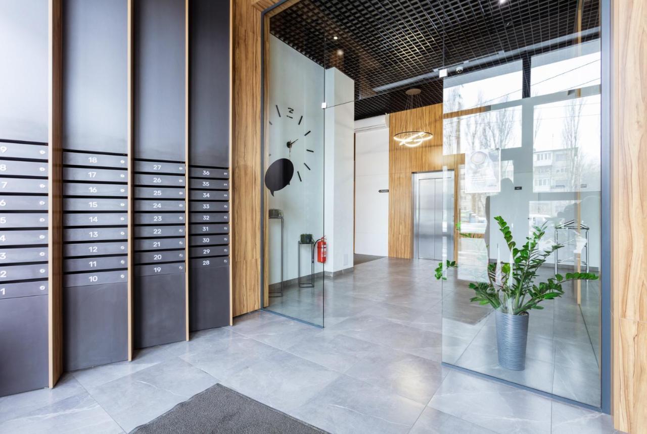 Nyvky Like Home - Studio - Apt 21 Kiev Dış mekan fotoğraf
