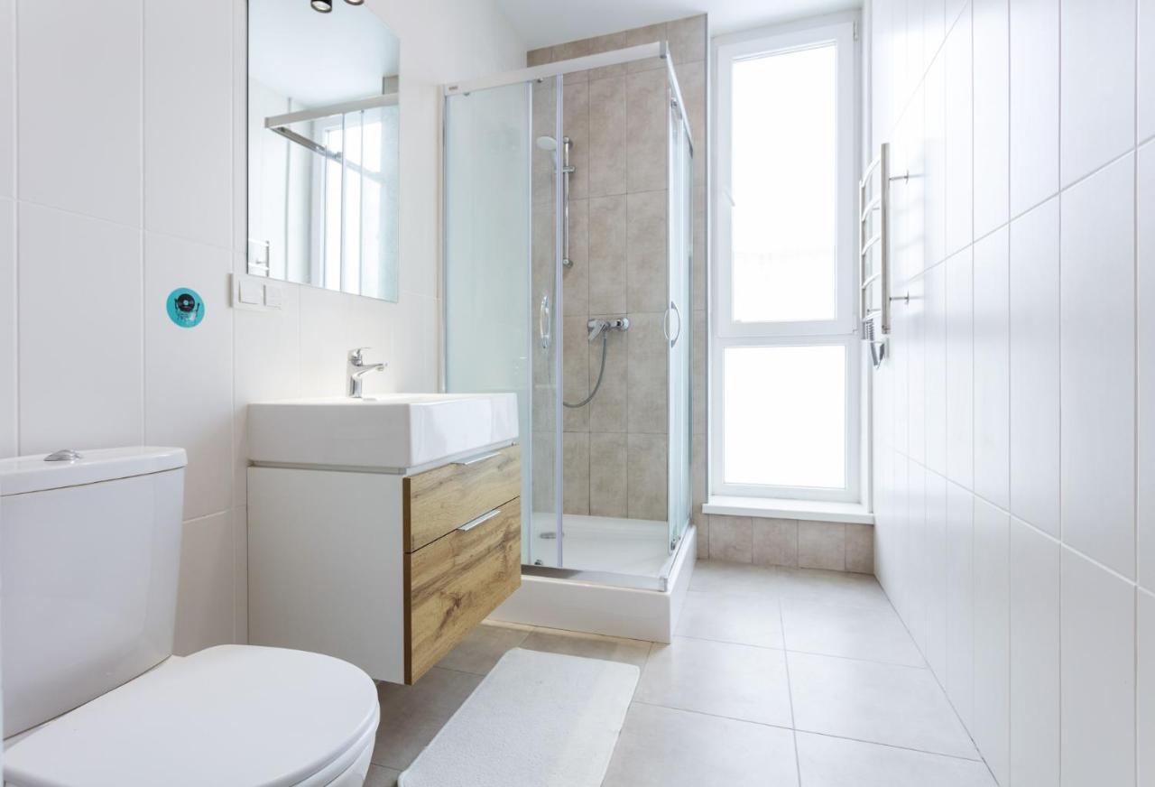 Nyvky Like Home - Studio - Apt 21 Kiev Dış mekan fotoğraf